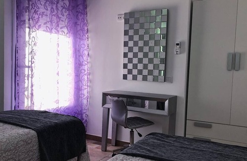 Almagro Apartment | Theater Retreat (Bajo A)