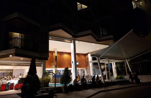Patong Apartment | TheCharmResort芭东海滩复式海景双露台行政套房Patong duplex sea view double terrace executive suite