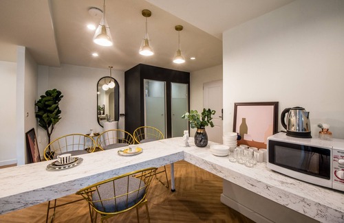 Thanon Phaya Thai Hotel | Theme Boutique Hotel