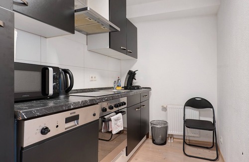 Seckenheim Apartment | Theox Apartment No 6 Royal Blue for 4 Guests