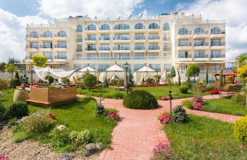 Kranevo Hotel | Therma Palace - SPA Mineral Pool & All inclusive & Free Parking