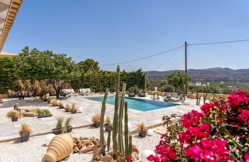 Anavyssos Villa | Theros Luxury Boutique Villa