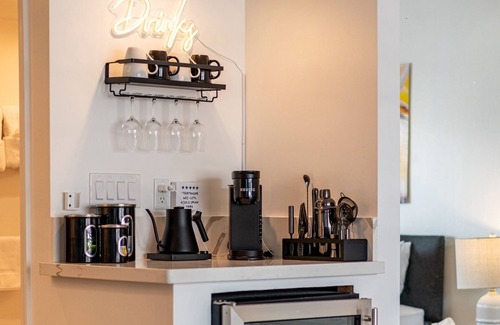 Waikiki Apartment | This apartment is a 1 bedroom(s), 1 bathrooms, located in Honolulu, HI.