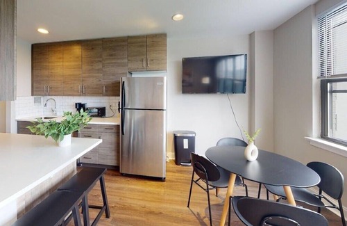 East Falls Apartment | This apartment is a 2 bedroom(s), 1 bathrooms, located in Philadelphia, PA.