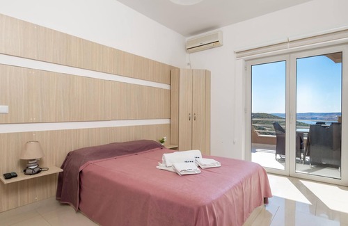 Stinica House | This beautiful vacation house is located above the small town of Stinica, a former fishing village.