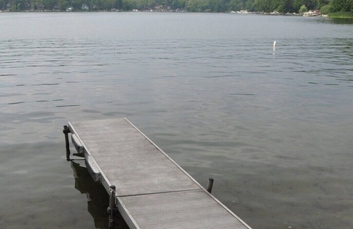 Newaygo Cottage | This cottage is a 2 bedroom(s), 1 bathrooms, located in Newaygo, MI.