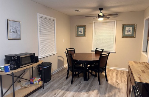 Newnan House | This cozy 3-bedroom home is located near Historic Downtown Newnan.