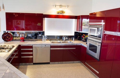 Earp House | This Custom, Private, Riverfront Home is one of the best available on the river