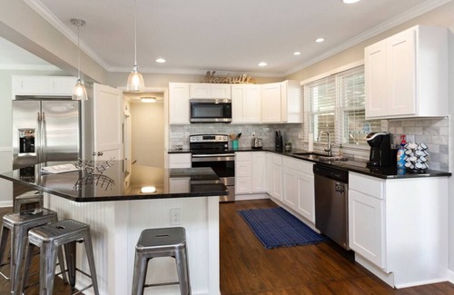 Donelson Hills House | This house is a 0 bedroom(s), 2 bathrooms, located in Nashville, TN.