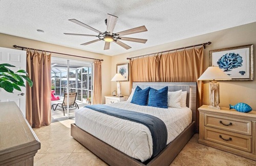 Venetian Way House | This house is a 4 bedroom(s), 2 bathrooms, located in Cocoa Beach, FL.