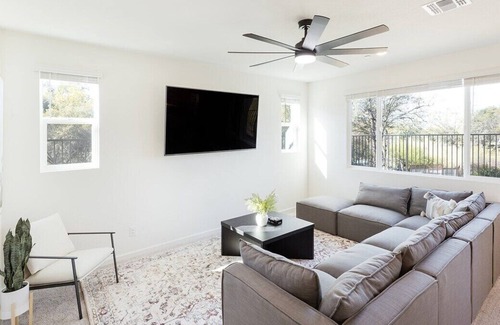 Rocklin House | This house is a 4 bedroom(s), 3 bathrooms, located in Rocklin, CA.