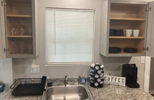 Little Rock House | This is 3 bedroom to full bath singl family home.