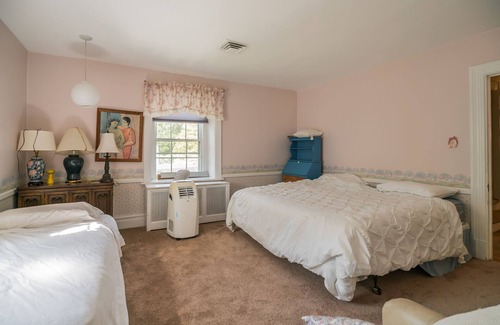 West Trenton Resort | This is a beautiful family-friendly historic mansion on a private lake.