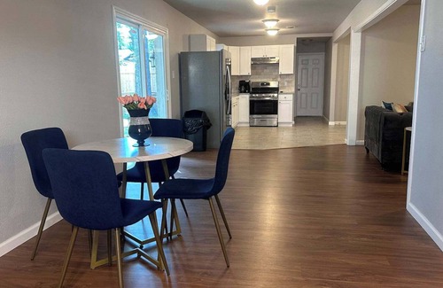 West Arlington Apartment | This is a private room in a house. You are renting a room with a queen bed and an attached bathroom.