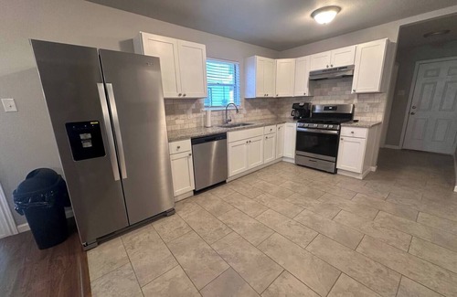 West Arlington Apartment | This is a private room in a house. You are renting a room with a queen bed and an attached bathroom.