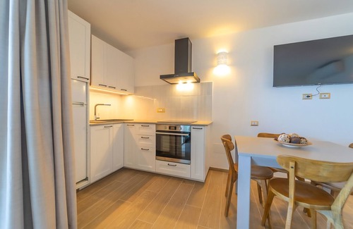 Cugnana Verde Apartment | This is unique space and enjoy the panoramic view of the mountains and the gulf.