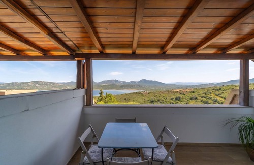 Cugnana Verde Apartment | This is unique space and enjoy the panoramic view of the mountains and the gulf.
