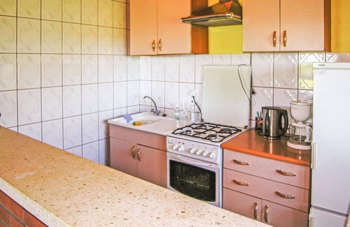 Brodnica Gorna House | This nice vacation home is situated on a beautiful nature plot.
