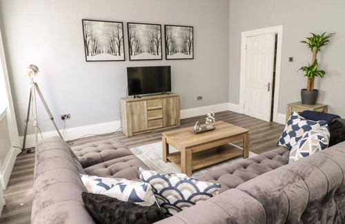 Wakefield Apartment | This serviced apartment is a 1 bedroom(s), 1 bathrooms, located in West Yorkshire, England.
