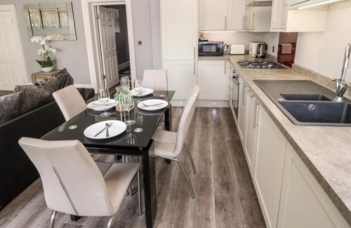 Wakefield Apartment | This serviced apartment is a 1 bedroom(s), 1 bathrooms, located in West Yorkshire, England.