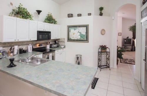 Seasons Villa | This villa is a 4 bedroom(s), 3 bathrooms, located in Kissimmee, FL.