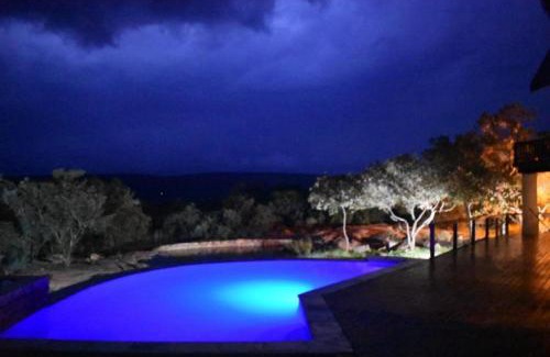 Bela-Bela House | Tholo Private Game Lodge