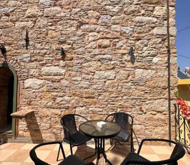Ionia Apartment | Tholopotami Stone House