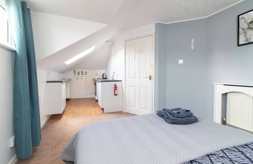 Shirley House | Thornbury Guest House Room 7