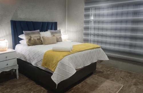 Merrivale Apartment | Thornville Guesthouse Gold