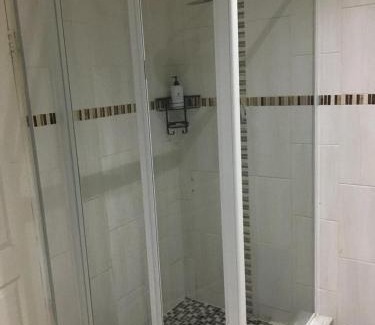 Merrivale Apartment | Thornville Guesthouse Gold