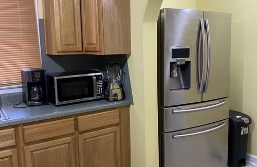 Winston - Salem House | Three bedroom 5 minutes to state university & town, 10 min to baptist hospital