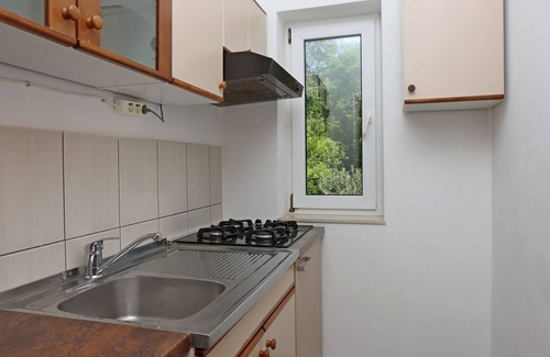 Klenovica Apartment | Three bedroom apartment with balcony and sea view Klenovica, Novi Vinodolski (A-5516-a)