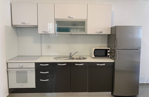 Banjol Apartment | Three bedroom apartment with terrace Banjol, Rab (A-21635-a)