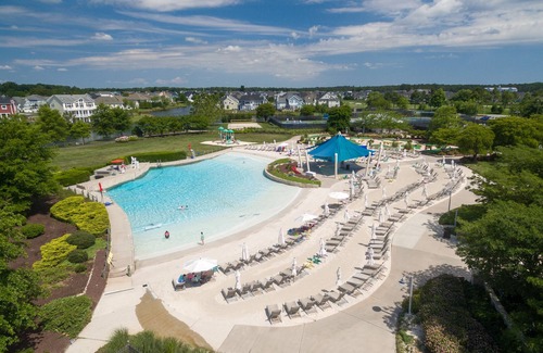 Long Neck Condo | Three bedroom condo in The Peninsula! ~