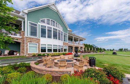 Long Neck Condo | Three bedroom condo in The Peninsula! ~