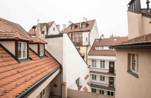 Prague 1 Apartment | Three bedroom duplex apartment with large living room, two bathrooms and kitchen