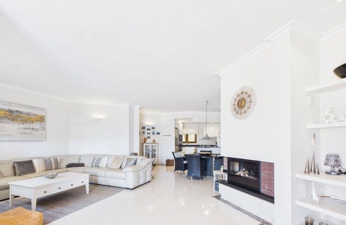 El Beal Apartment | Three-Bedroom El Coto Penthouse with Private Pool