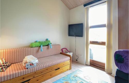 Vinderup House | Three-Bedroom Holiday Home In Vinderup