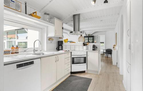 Tørresø House | Three-Bedroom Holiday Home In Otterup
