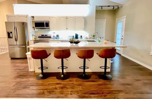 Fayetteville House | Three Bedroom House at Hamestring Creek