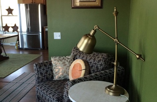 Rockwood House | Three Bedroom, Three Bath Hilltop Retreat