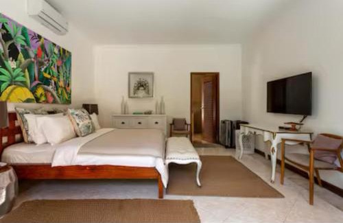 Sanur Kauh Villa | Three Bedrooms Elegant Home The White Door Villa