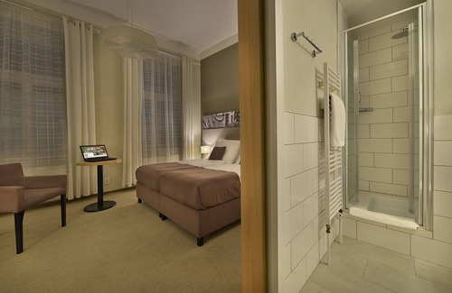 Zizkov Hotel | Three Crowns Hotel Prague