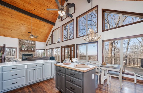 Bixby House | Three houses on 160 Acres | Perfect for Large Family Gatherings