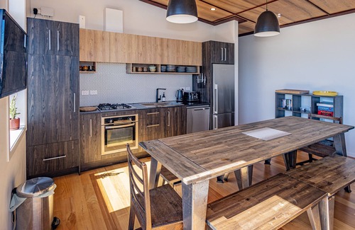 National Park Village House | THREE MOUNTAIN VIEWS - NATIONAL PARK HOLIDAY HOME in National Park