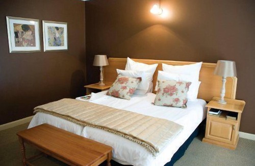 Three Rivers House | Three Rivers Lodge