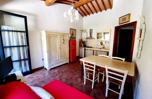 Riparbella House | Three room 4 + 2 in the Tuscan countryside with pool and garden (near the sea)