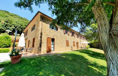 Riparbella House | Three room 4 + 2 in the Tuscan countryside with pool and garden (near the sea)