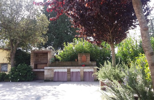 Suvereto House | three-room ground floor with outdoor area Pergola barbecue and private parking