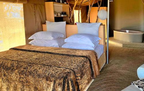 Leeupoort Other | Thulani